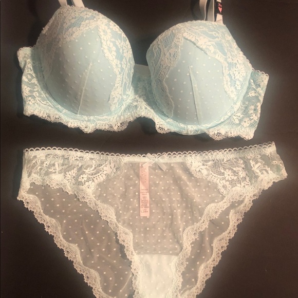 Victoria’s Secret Dream Angels Bra & Panty Set